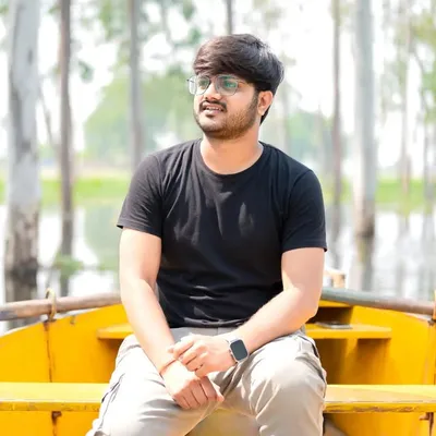 Om Shah (Om K Vlogs) profile