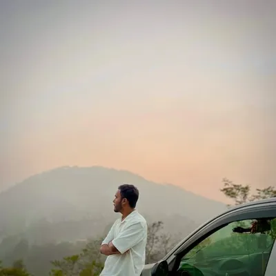 Om Yadav profile