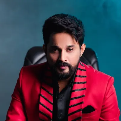 Raajesh Dhruva profile