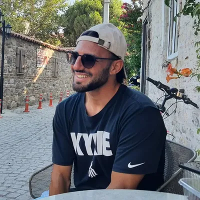 Onur Erdem profile