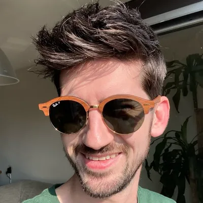 Maarten profile