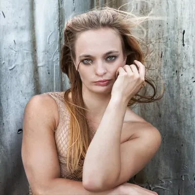 Oona Kivelä profile