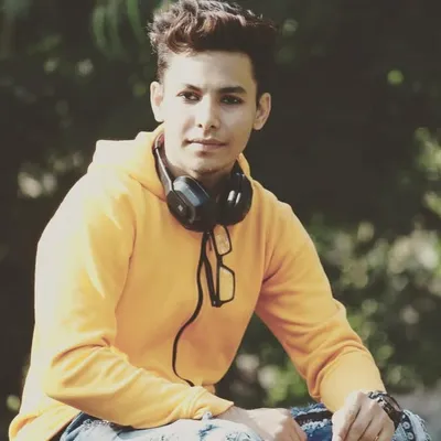 Khan Maqsood Alam 🤓 profile