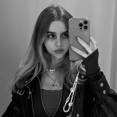 Julshi⋆.˚ profile