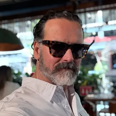 Oscar Naveja profile
