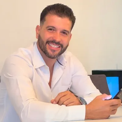 Oscar Saldaña OS profile