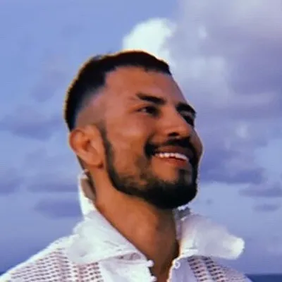 Oscar Utierre profile