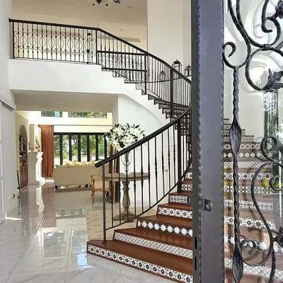 Spanish Farmhouse profile