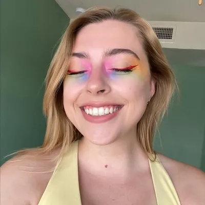 Lindsay profile