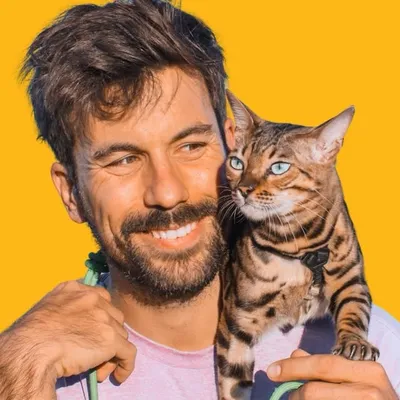 Albert & Mia | Cat Training & Adventures