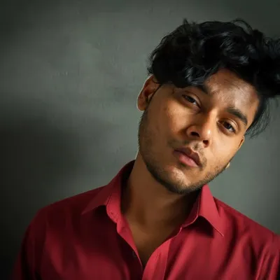Ouvais Mahrus profile