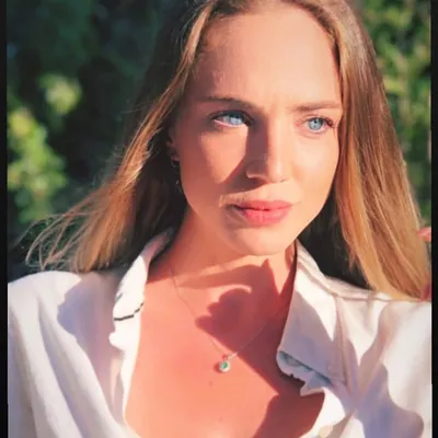 Övül Özbay Nalga profile