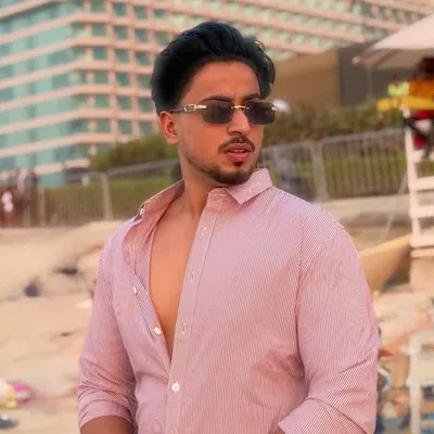 Owais khan🥀 profile