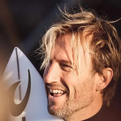 Owen Wright profile