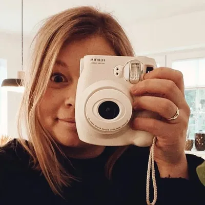 • B R I N I • profile