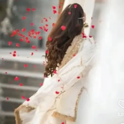 ہم بے نام profile