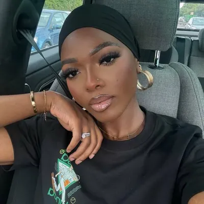 Oyin Ade ๐ profile