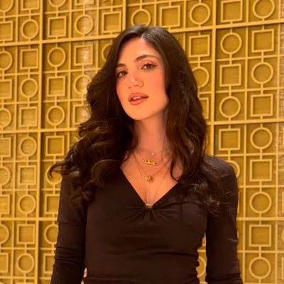 Özge Yetkin profile
