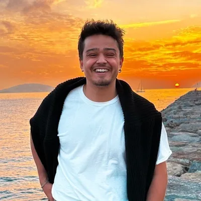 Özkan Sağın profile