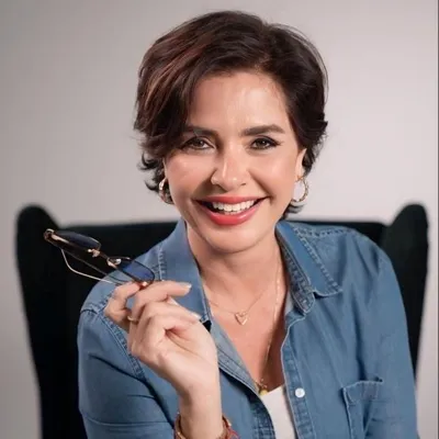 Özlem Gürses profile