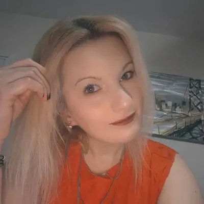 Öznur Vatansever profile