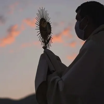 Padre Jorge Vargas profile