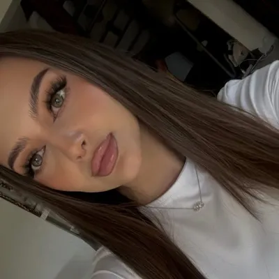 Paulina profile