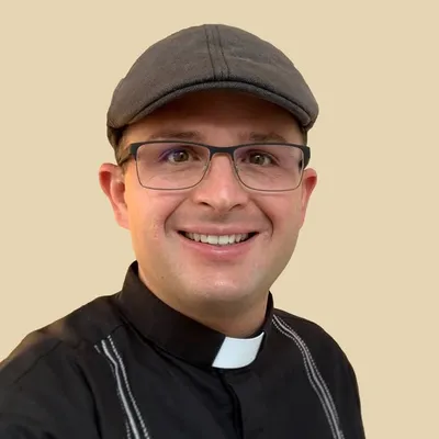 Padre José Luis González | PADRE POLLO profile