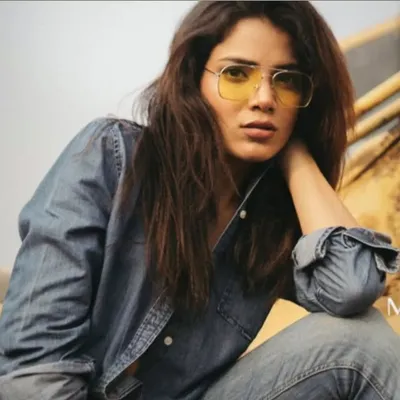 Palak Singh profile