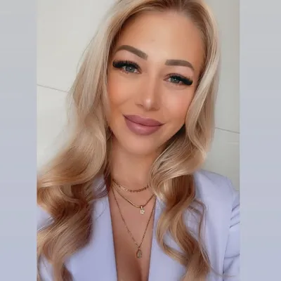 P A M E L A Instagram profile photo