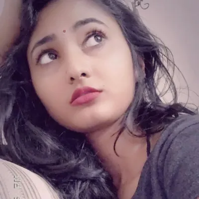 Shraddha Pandey profile