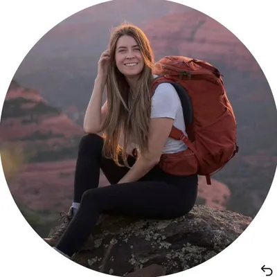 Nicole Pang ๐ต USA Travel + Solo Hiking + Vanlife profile