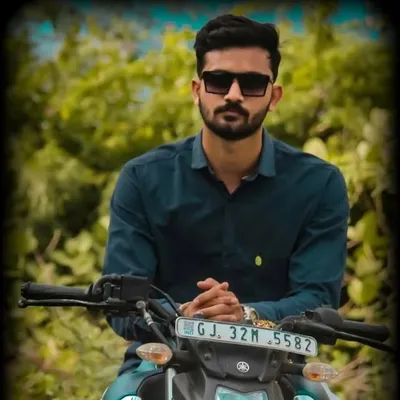 🖤કૃષ્ણમ્🖤 profile