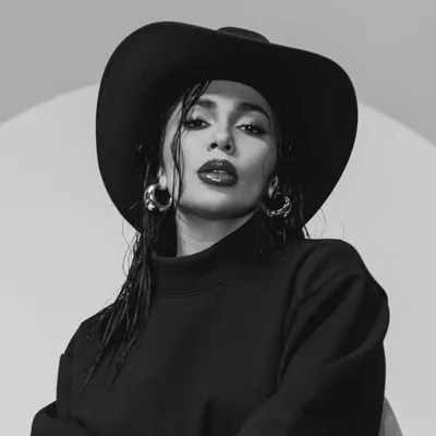 Pao Castillo✨ profile