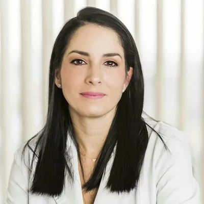 Paola Pesantes profile