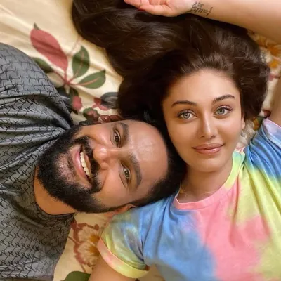 Pari aur Simba ke Papa profile