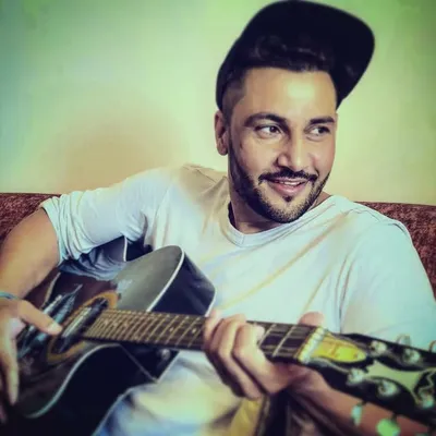 Param Sainni profile