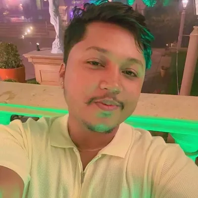 Paras Bhatt profile