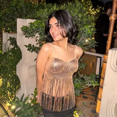 Pari Dua profile
