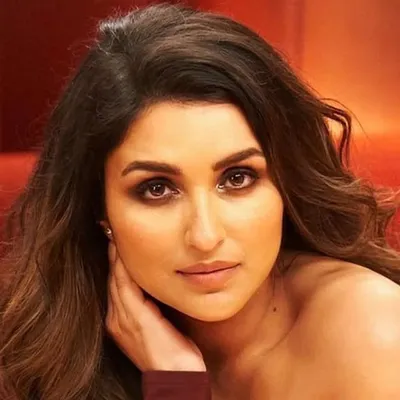 ARBAAZ loves PARINEETI ๐โค profile