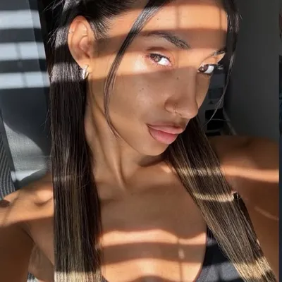PARIS LOPEZ profile