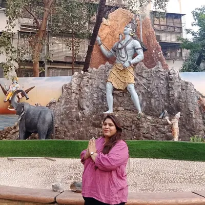 Pari S profile