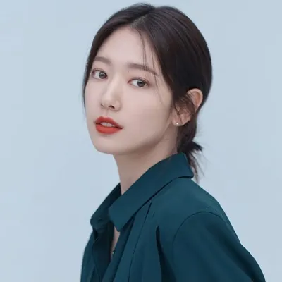 Park Shin Hye / 박신혜 profile