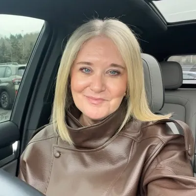 Dawn Parsons | Midlife Style profile