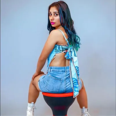 Parul Arora profile