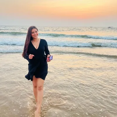 Parul 🦋 profile