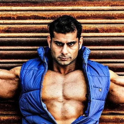 Parveen Kumar profile
