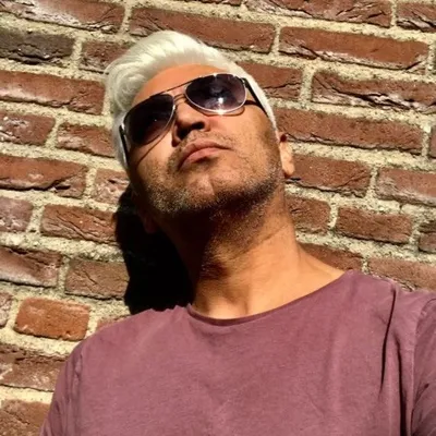 Mo Tuncay profile