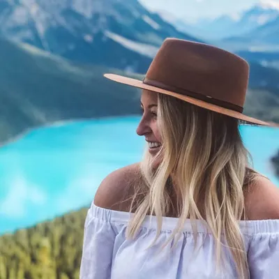 Kylee Nelson; Travel + Nursing profile