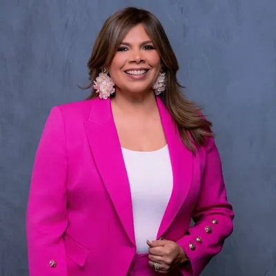 Pastora Nina profile